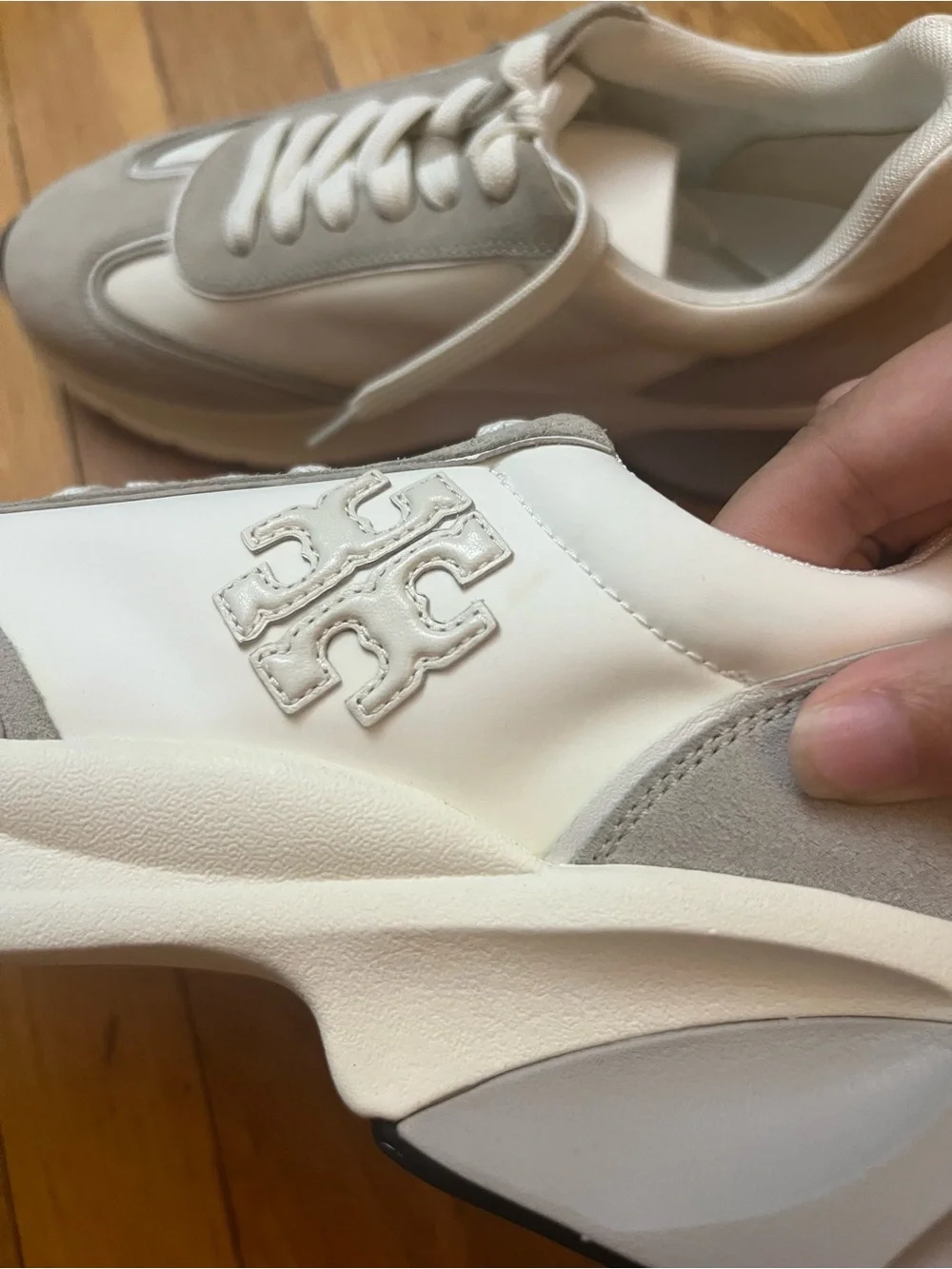 Tory Burch Good Luck Trainer Sneakers T Monogram In White And Gray Size: 9